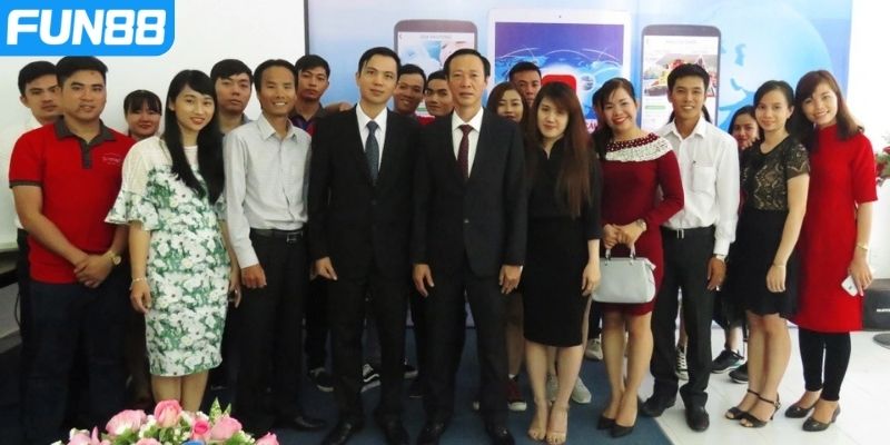 Tiểu sử và hành trình đến với Fun88